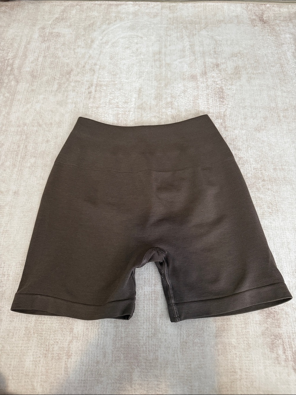 Alphalete High-Rise Amplify Shorts 4.5”